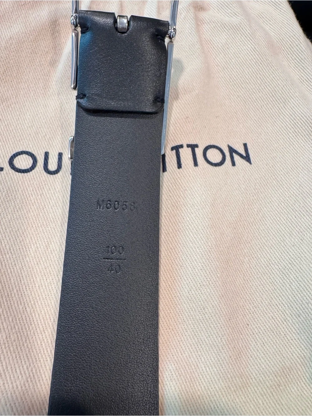 Louis Vuitton LV Initials Black Leather Belt w/ Silver Buckle |  Box & Dust Bag